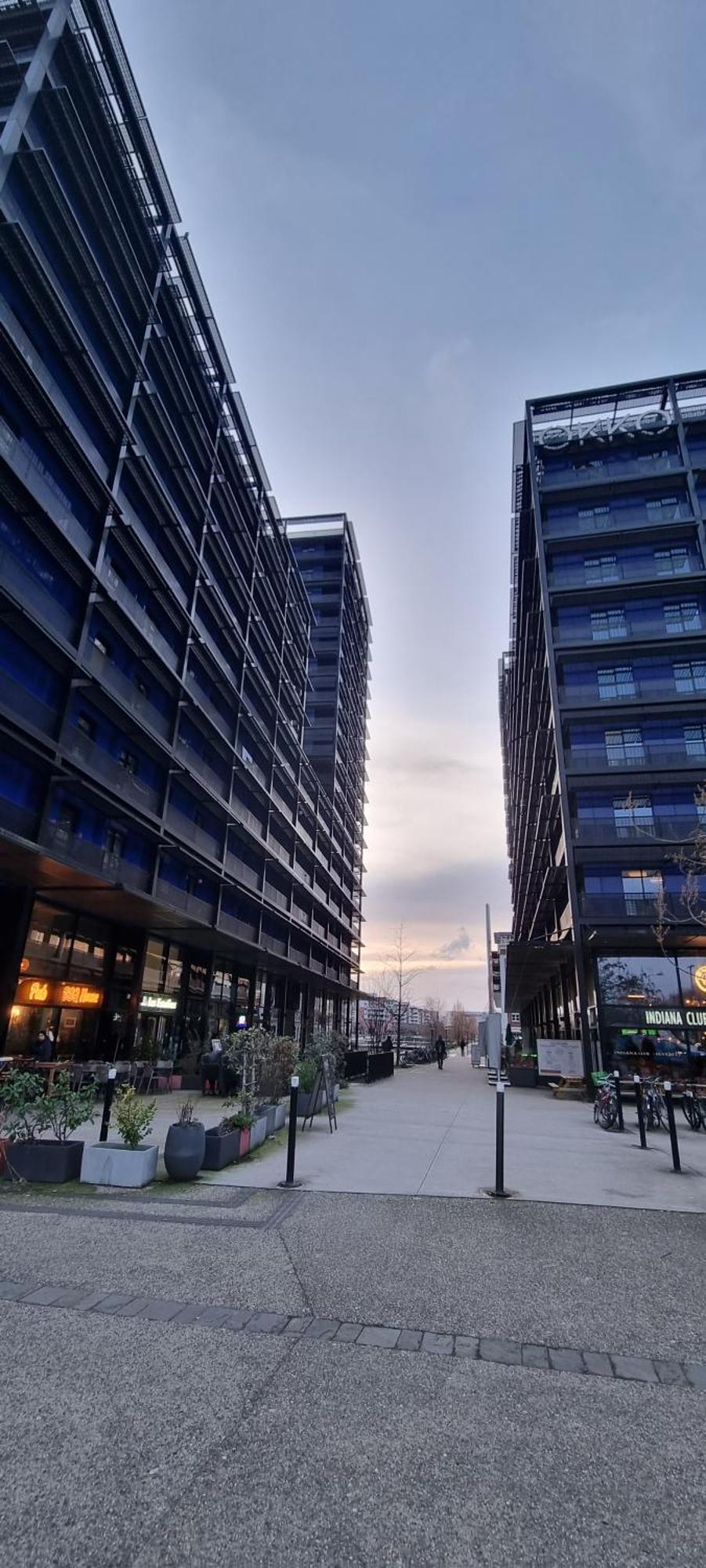 Bel Appartement Contemporain Avec Terrasse Climatisation Et Parking Payant En Option Estrasburgo Exterior foto